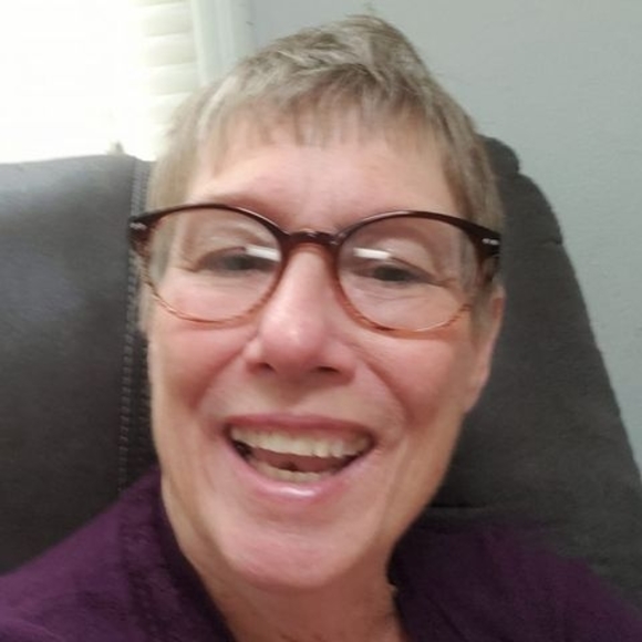 Meet your Posher, Kathi - Picture 1 of 1